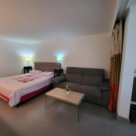 Residence Appartement La Vieille Tour เลอโกซิเยร์ ภายนอก รูปภาพ
