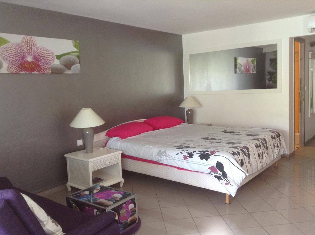 Residence Appartement La Vieille Tour เลอโกซิเยร์ ภายนอก รูปภาพ